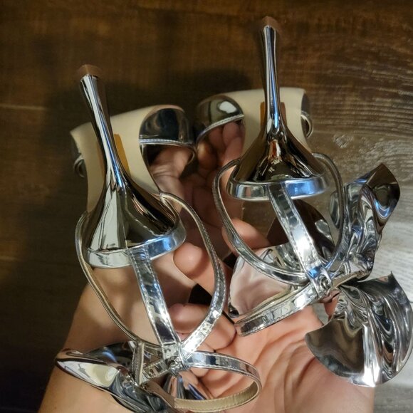 NEW Sam Edelman Halie Bow Heels Womens 7.5 Shiny Silver Chic Formal Party Classy - Picture 4 of 9